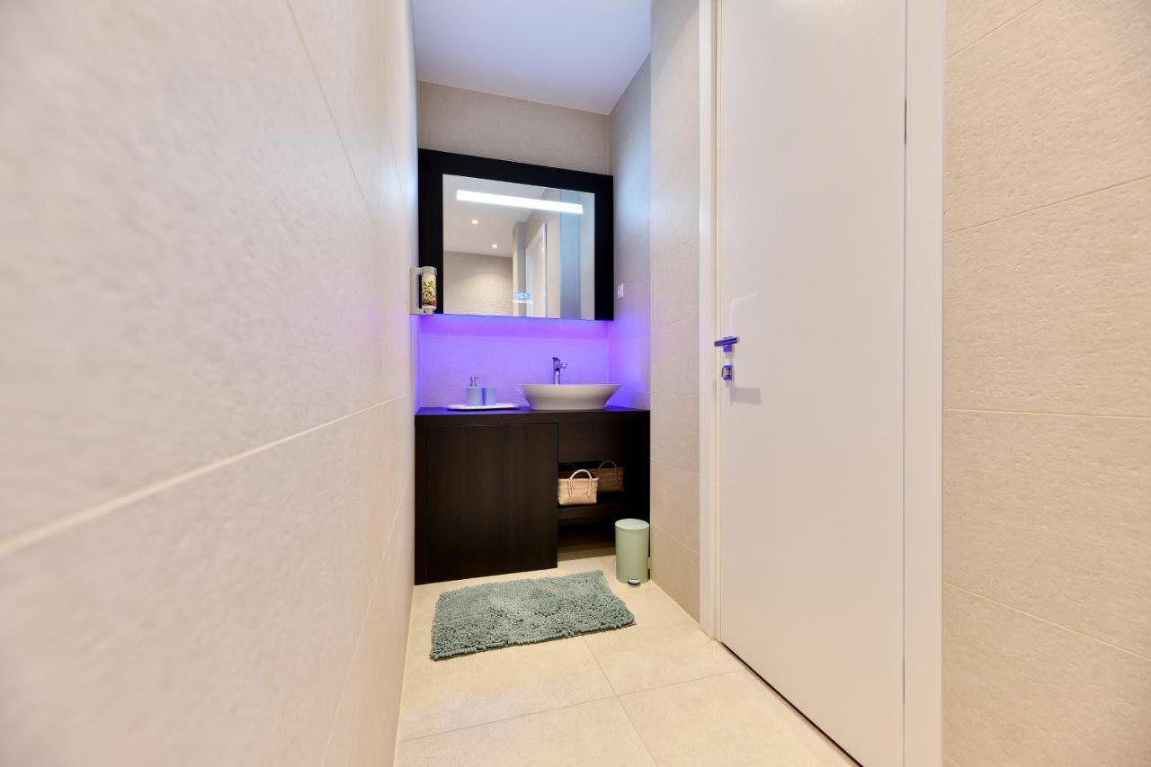 Crowonder Apartments & Rooms Oaza With Heated Swimming Pool And Sauna Turanj Dış mekan fotoğraf