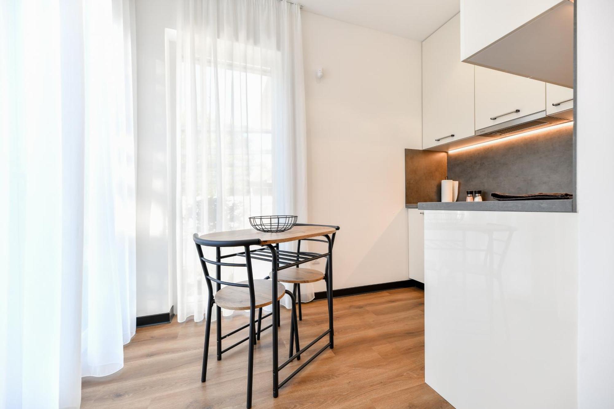 Crowonder Apartments & Rooms Oaza With Heated Swimming Pool And Sauna Turanj Dış mekan fotoğraf